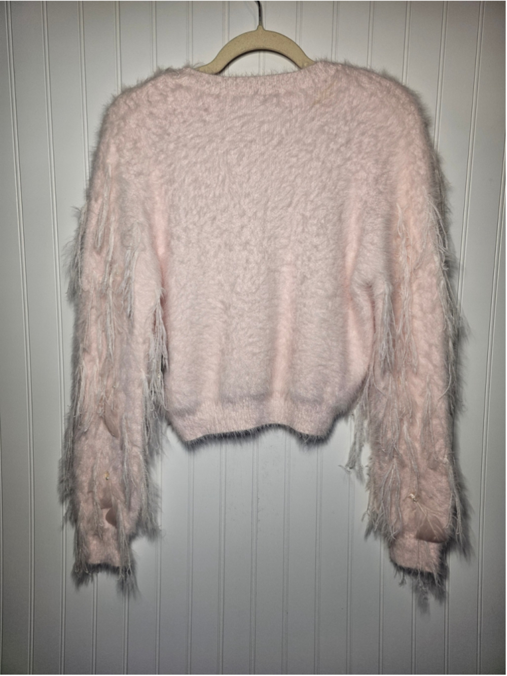 On 12th Pink Ostrich Feather Trim Eyelash Fuzzy Sweater Pearls Medium NWT - Picture 5 of 7